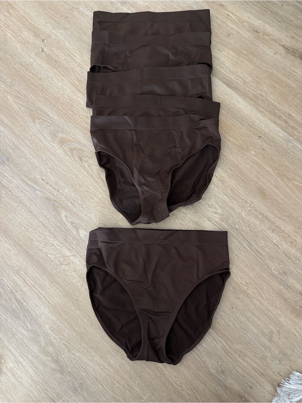 NWOT Quince Chocolate Brown Underwear Pack of 6 Sz M